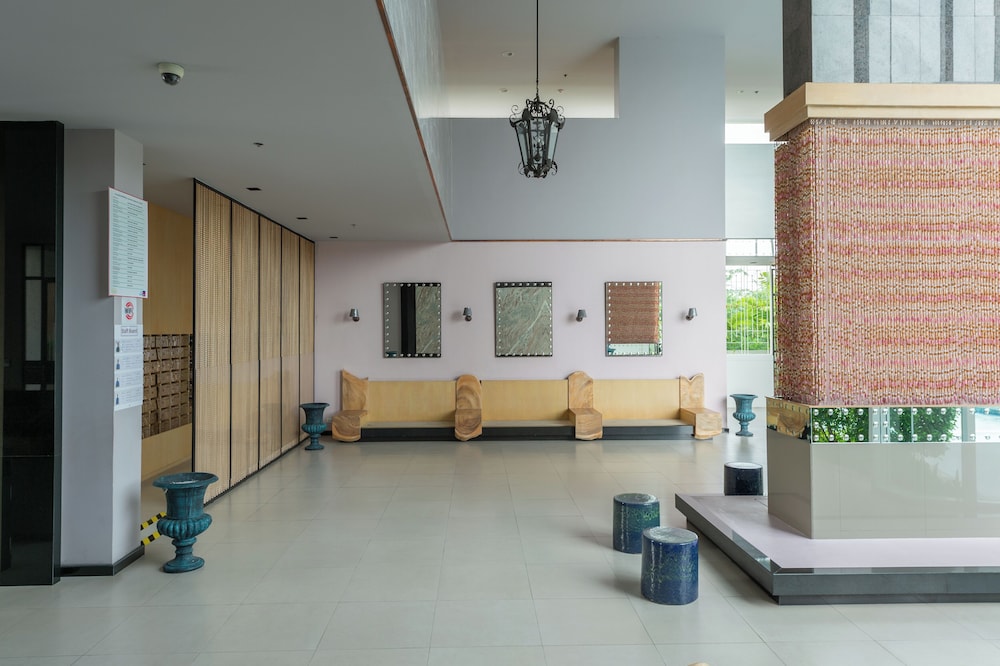 1702 - 2 Bdr Condo With Seaview Boathouse Hua Hin
