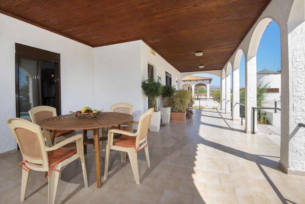 Minas Villa