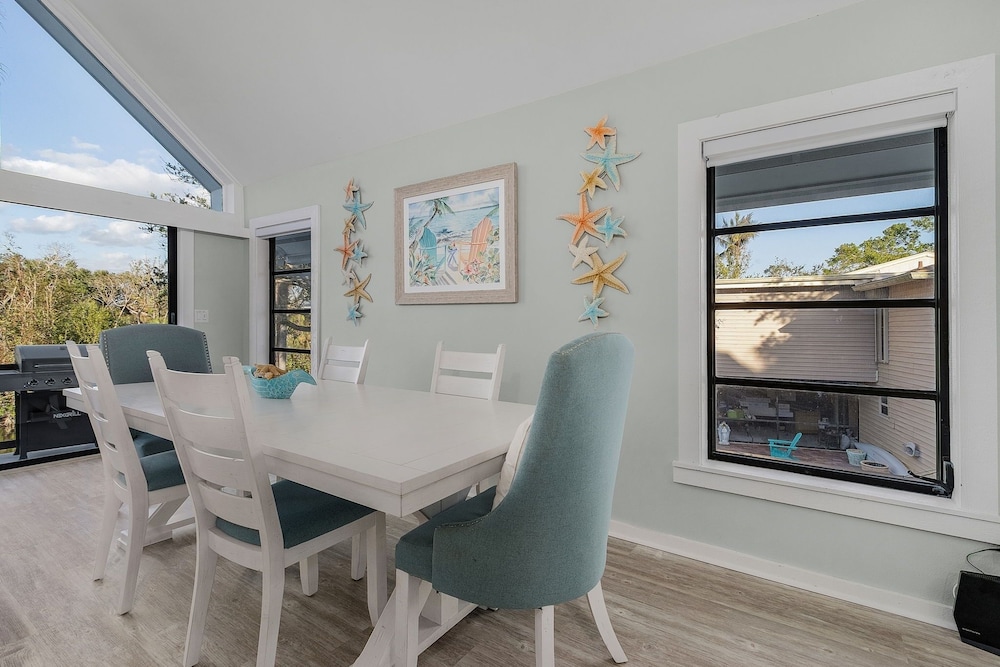 245 Nature View Manor 4 Bedroom Home
