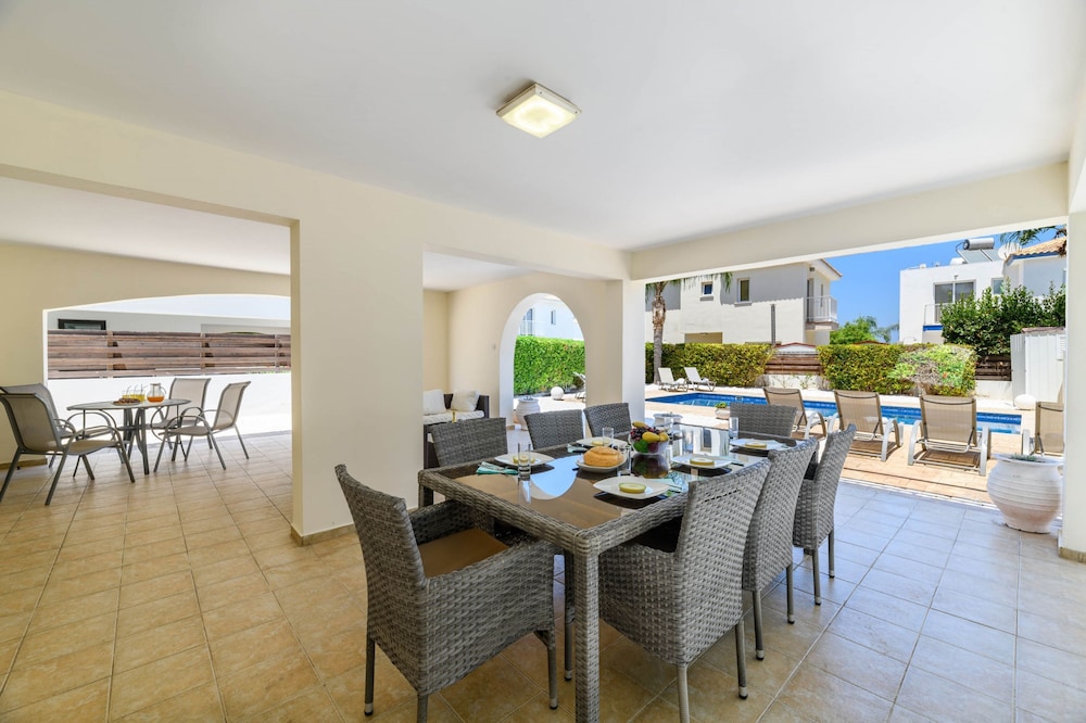 Protaras Centro Villa