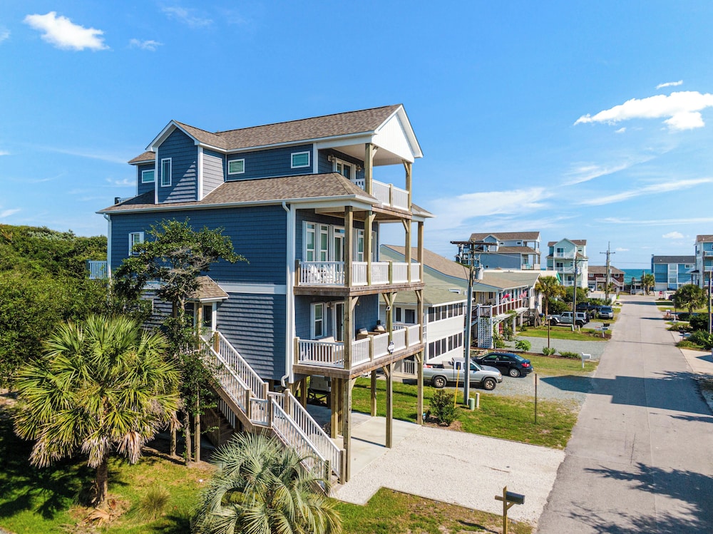 Across the Pond by Topsail Realty