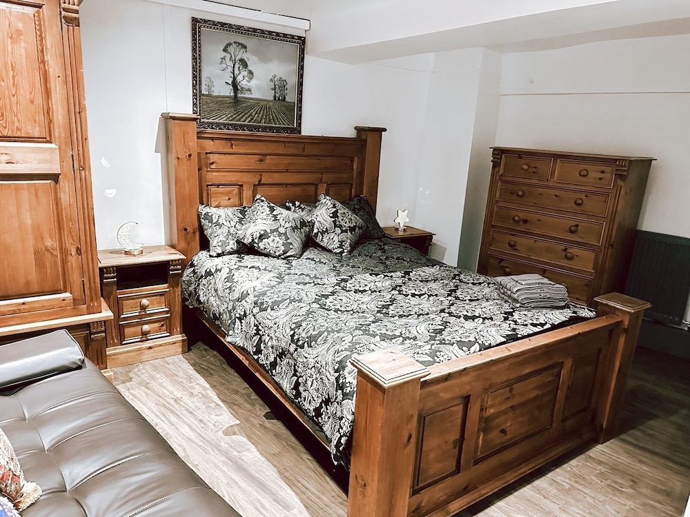Eliteelegance Suites 2-bed Apartment in Sheffield view 2