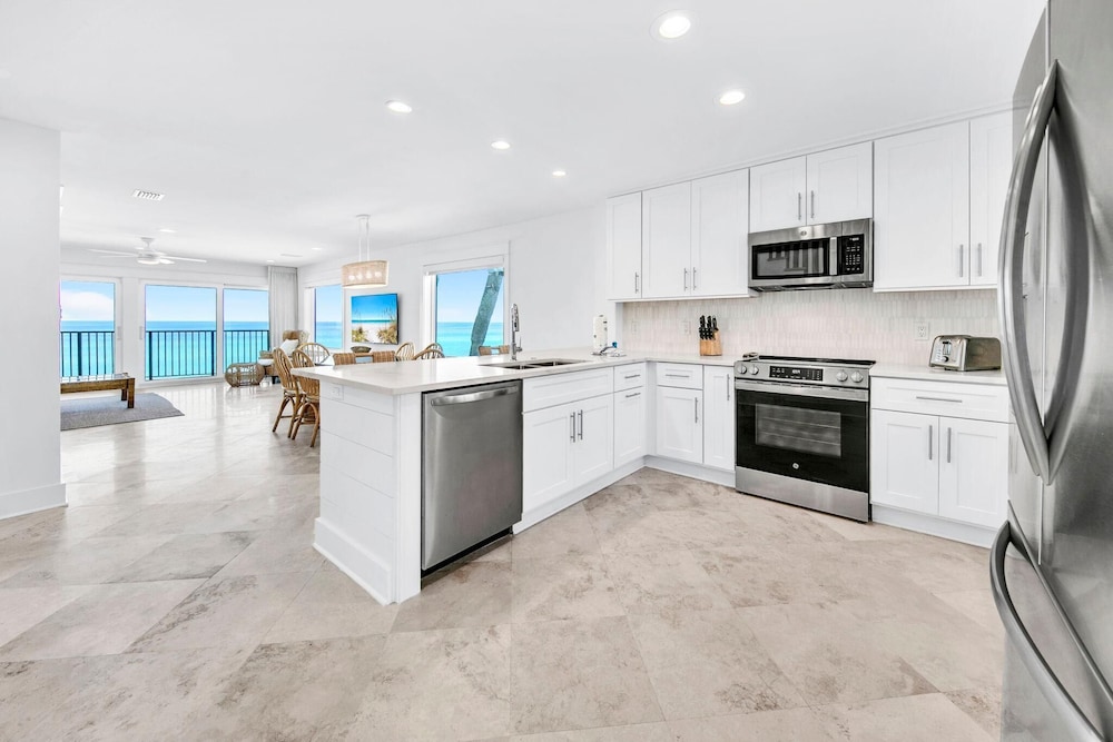 Blue Mountain Beach Villas 5A