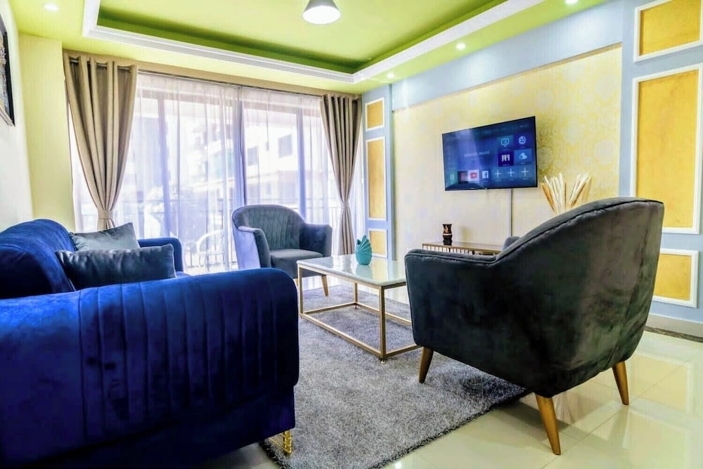 Luxurious Nairobi Apartment With Shared Pool and City Views