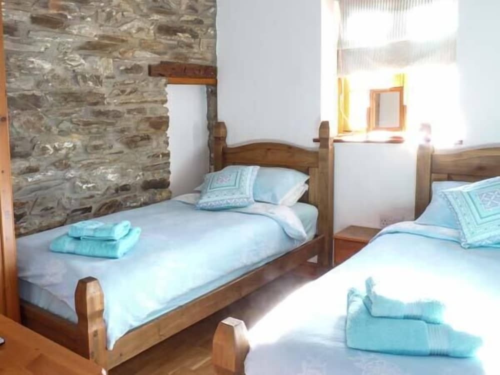 Tavistock Vacations - The Coach House - Property Image 3