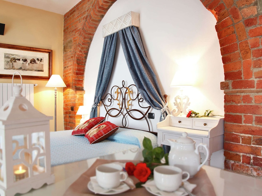 Rustic Elegance in Montepulciano view 5