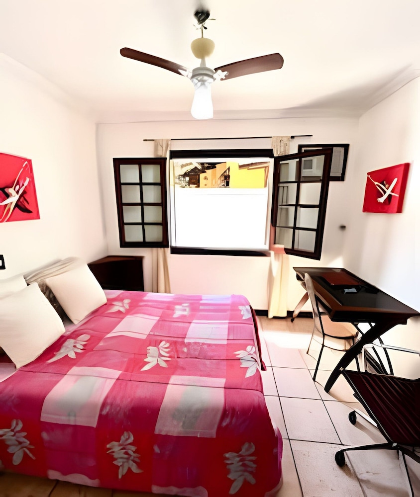 Casa com piscina em Acapulco Guarujá SP3