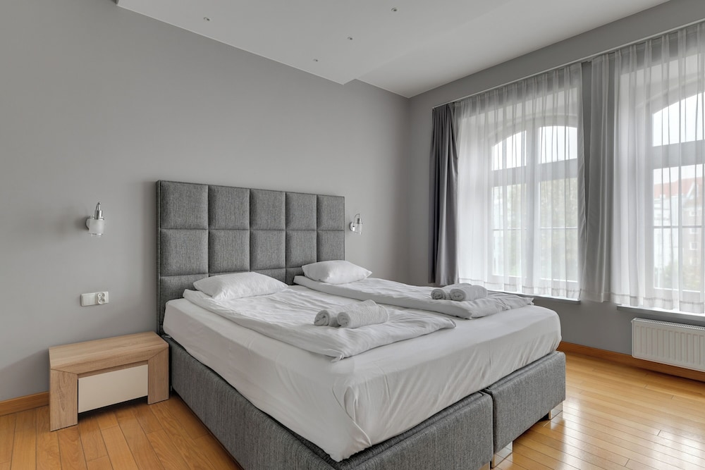Tobiasza Residence by Grand Apartments