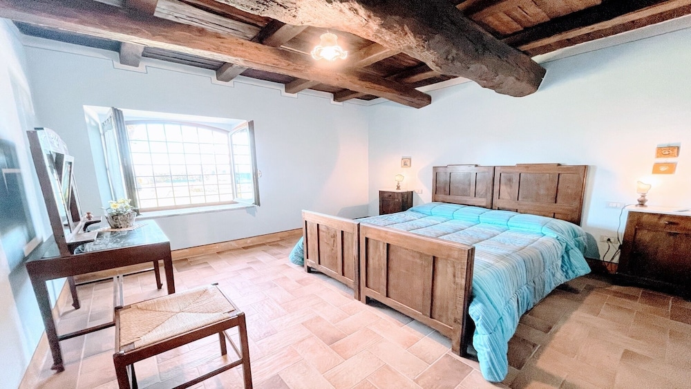 Open Pool Villa in Italy - Spoleto Umbria - Property Image 66