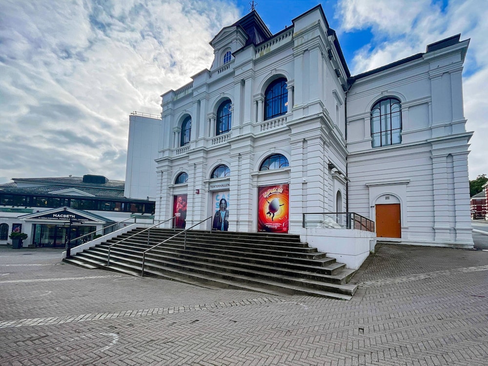 Photo 32