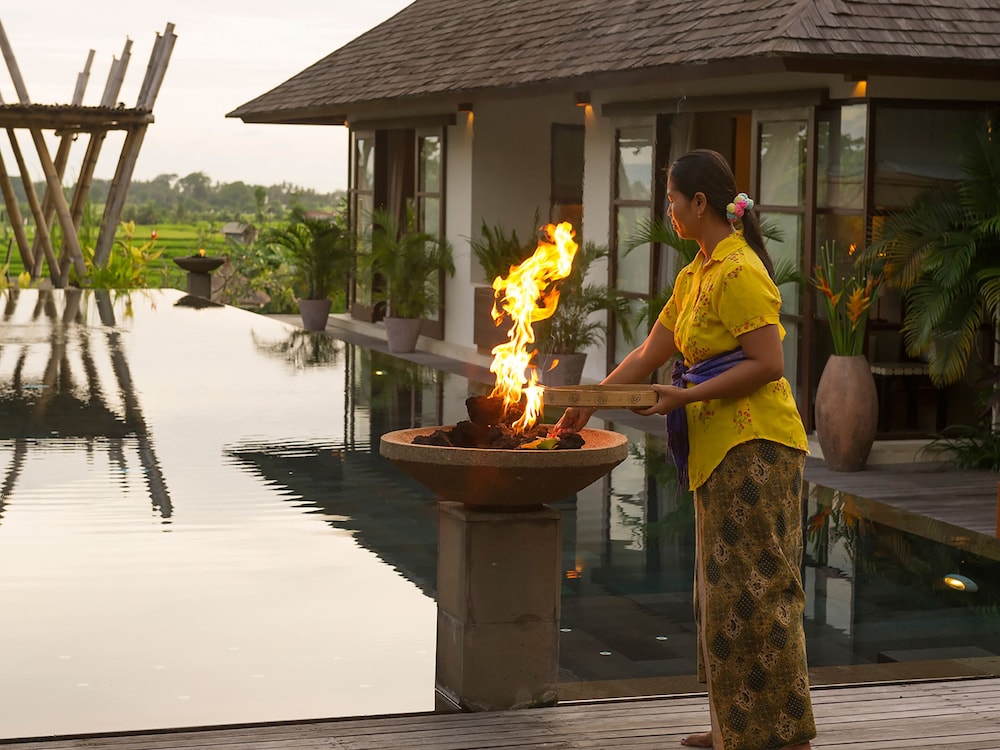 Mandalay Villas