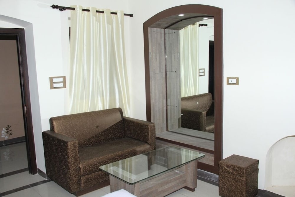 HOTEL SUKOON