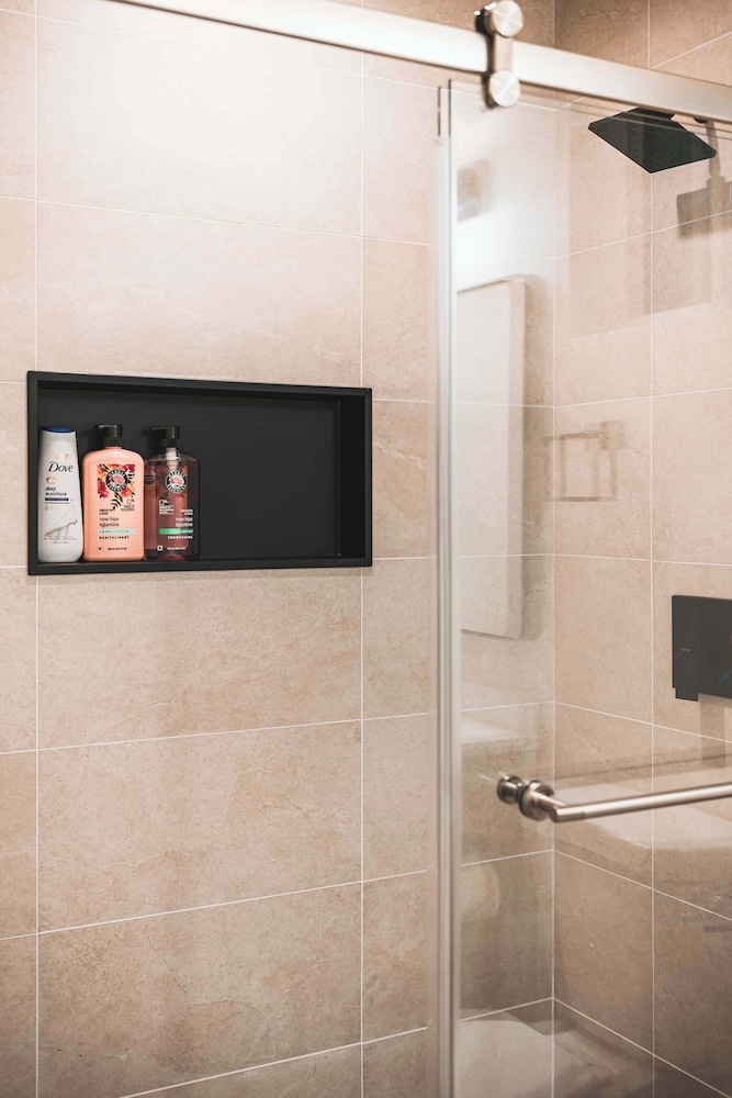 Family Friendly Retreat w Luxury Amenities