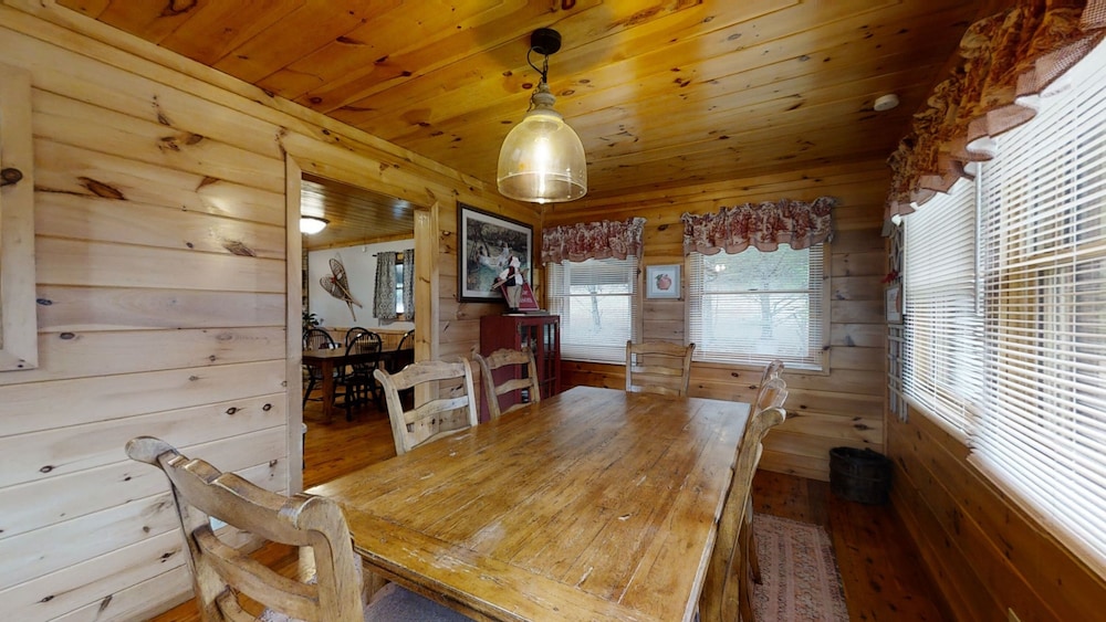 The Ranch Cabin on 6 Secluded Acres in the Great Smoky Mountains by RedAwning