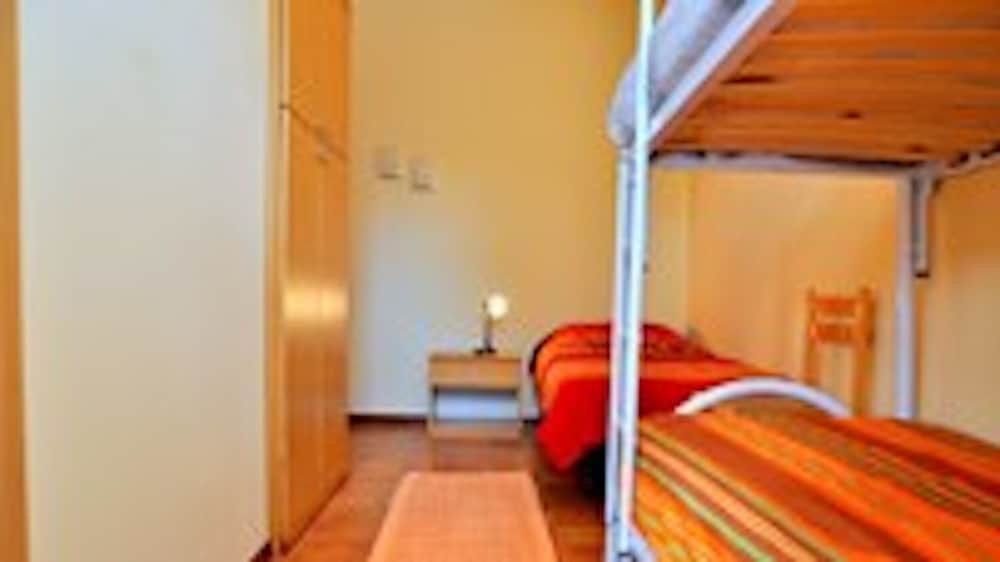 Three-room Apartment With Garden and Swimming Pool - By Beahost Rentals view 4
