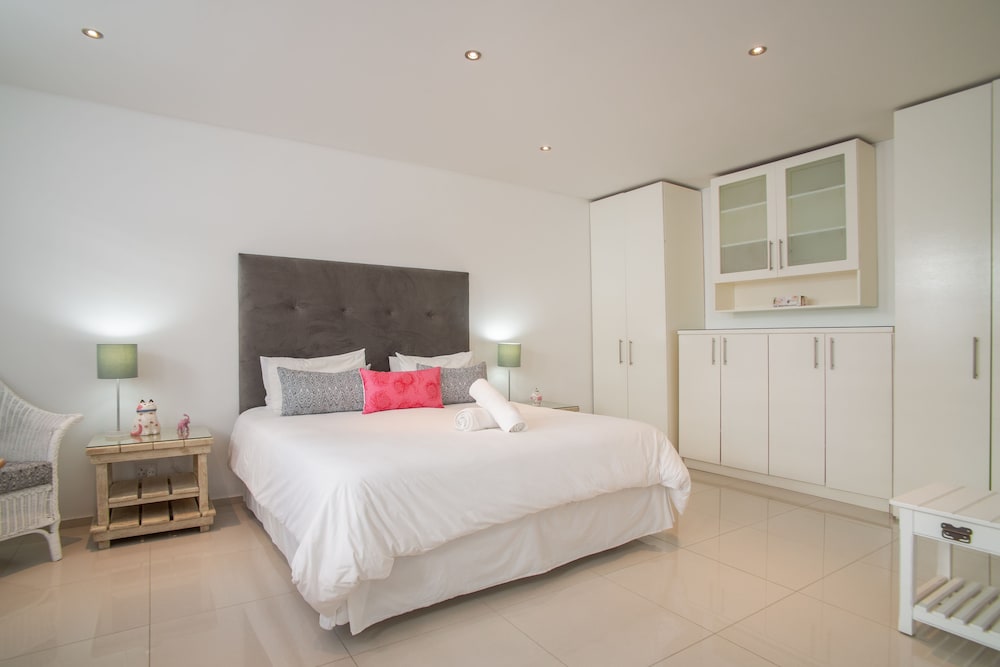 Funkey Villas