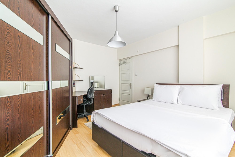 Centrally Located Chic Flat in Sisli