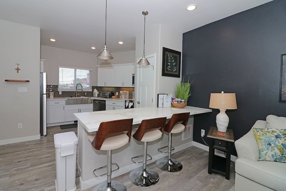 Modern Ascend 2 Bedroom Townhouse