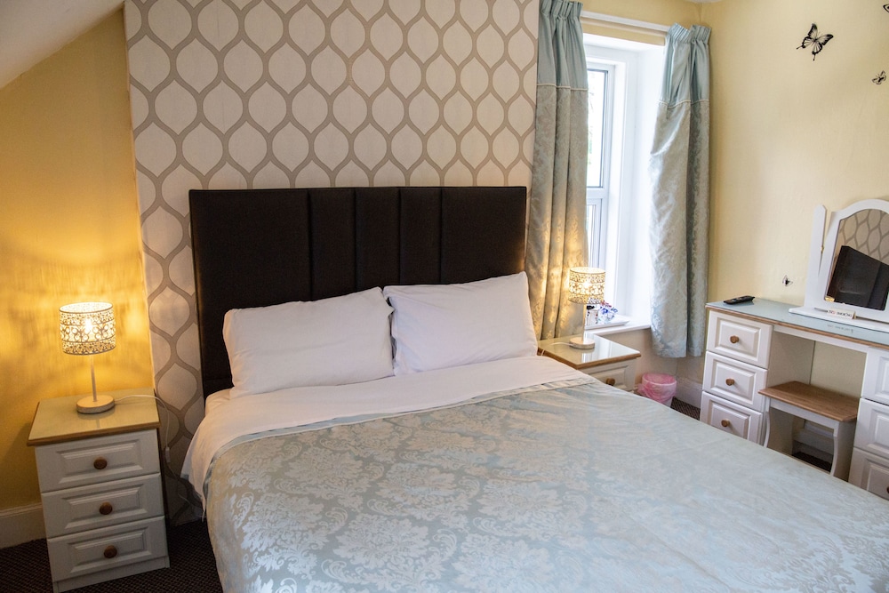 Groarty House & Manor B&B
