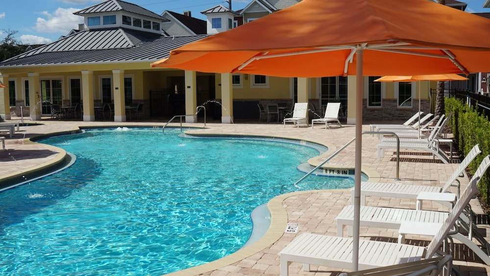 Sunrise in Kissimmee Near Disney World! - Image 3