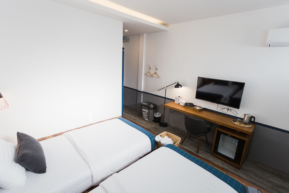 Spinomad Hostel