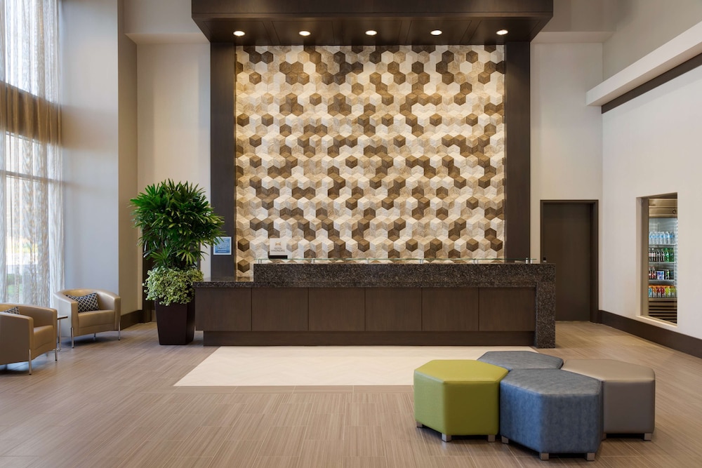 Embassy Suites by Hilton The Woodlands at Hughes Landing - Property Image 22