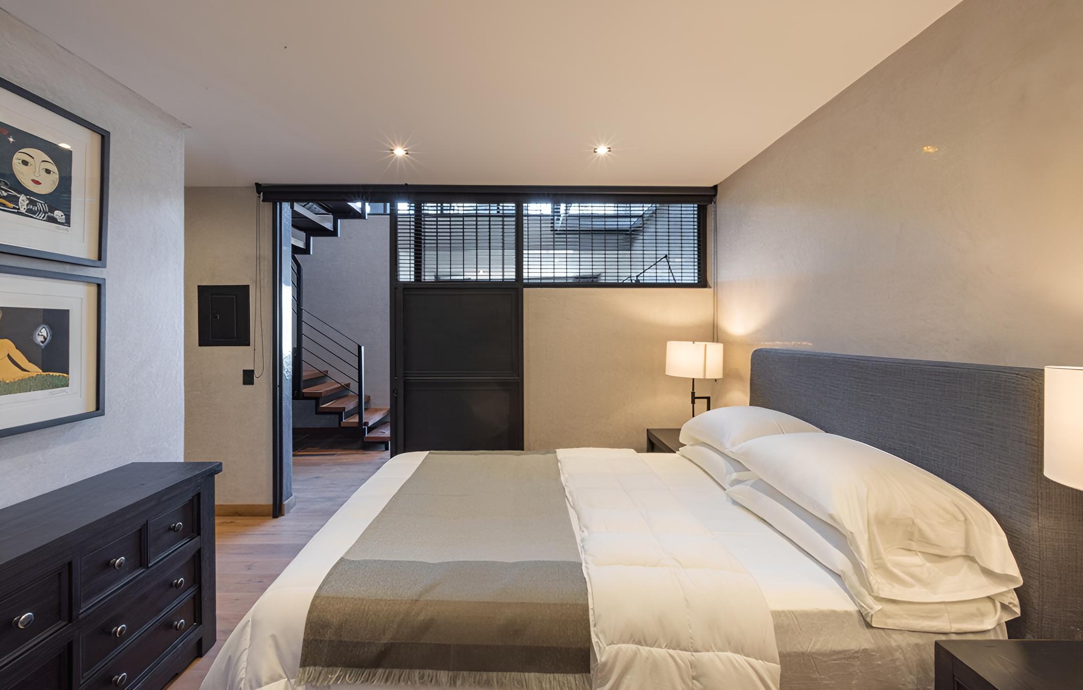 Designer 3-Story Home in San Miguel view 2