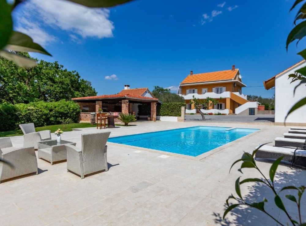 Peaceful Murvica Villa Pool, Garden, and Modern Comfort