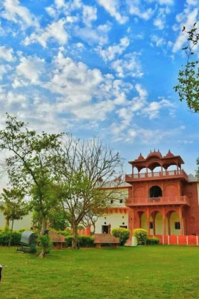 Heritage Lotwara Fort
