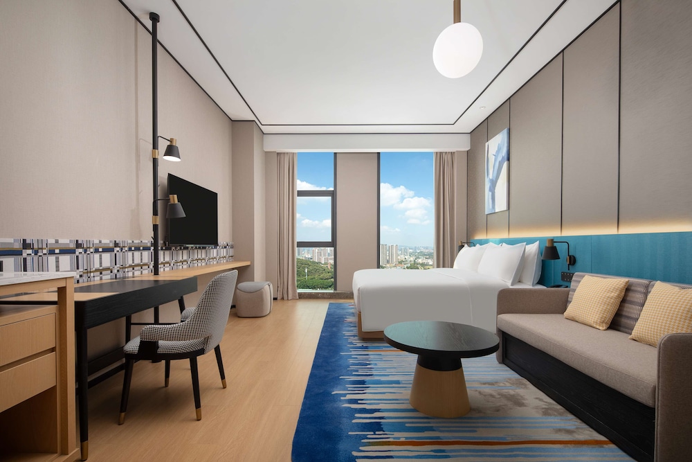 Hilton Garden Inn Shenzhen Guangming Hongqiao Park 9