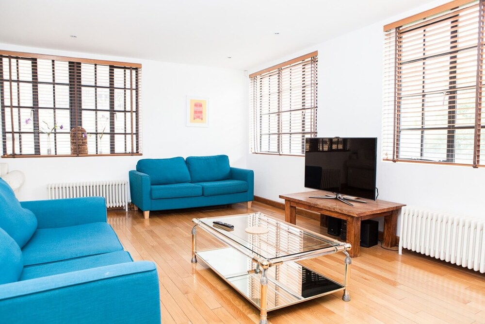 4 Bedroom Flat near London Eye
