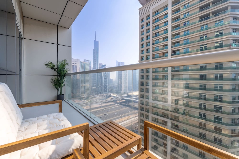 Majestic 1 Bedroom Flat Perfect for 4 in Marina