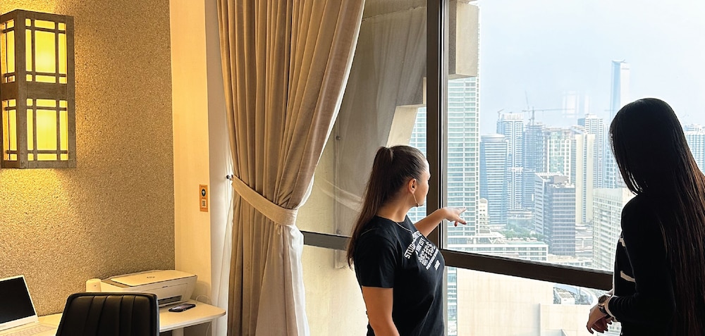 Alphatel Beach Hostel JBR