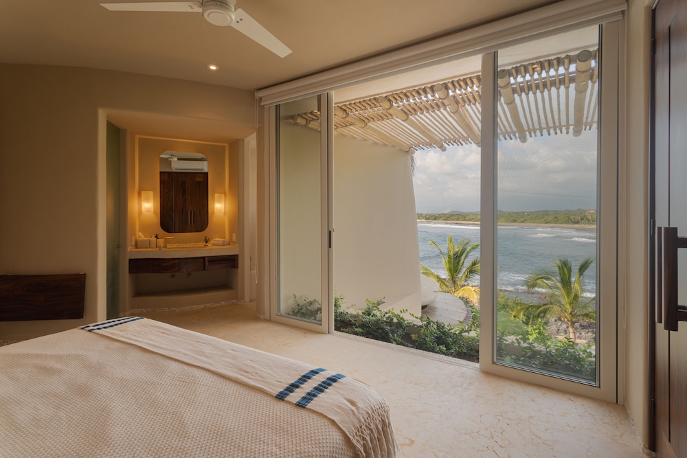 Punta Majahua Condos