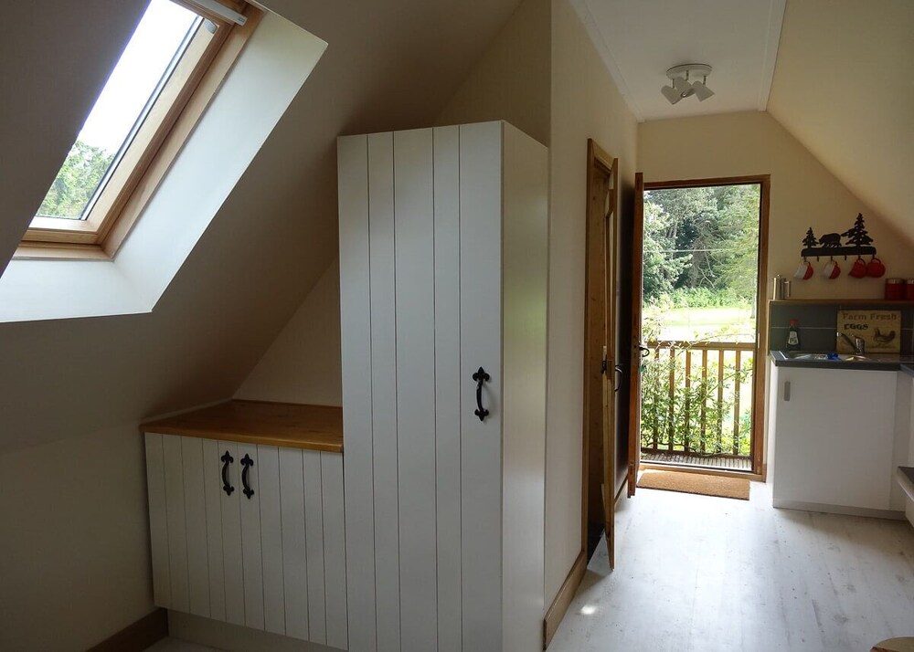 Hayne Barn Estate - Private Estate : 6 Eco Lodges - 1 Studio