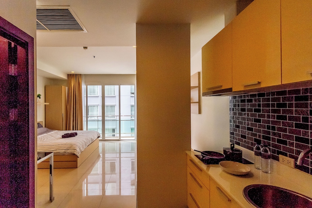 TC Contel At Sukhumvit Soi 11