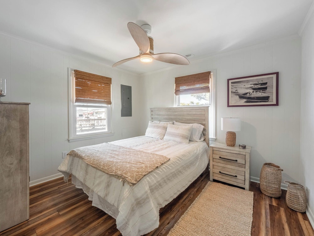 Little Bird by Topsail Realty