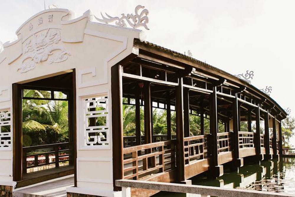 Lăng Cô Beach Resort