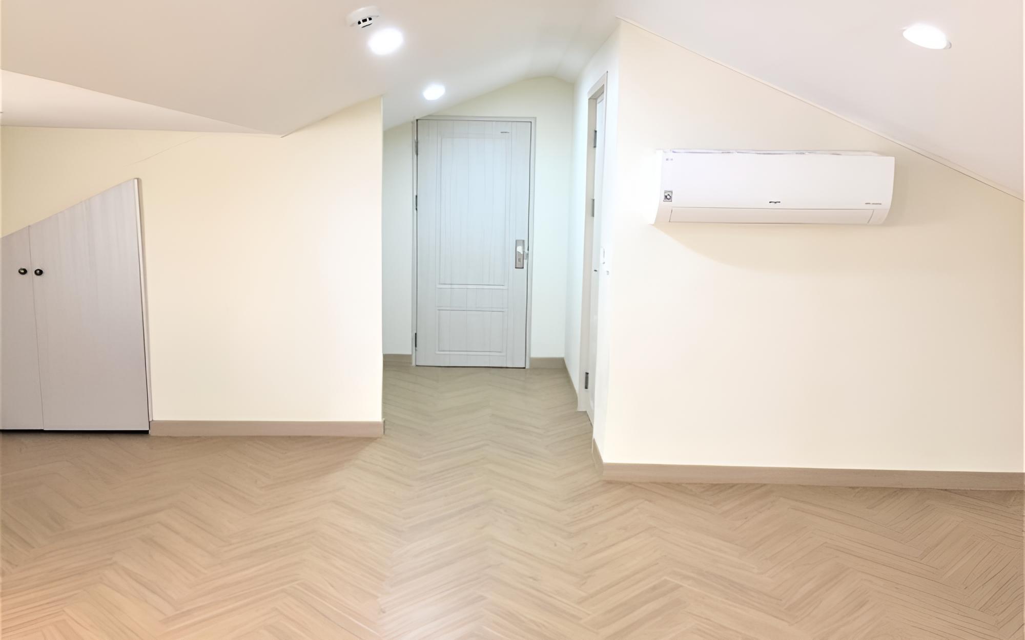 Busan J and J House Pension