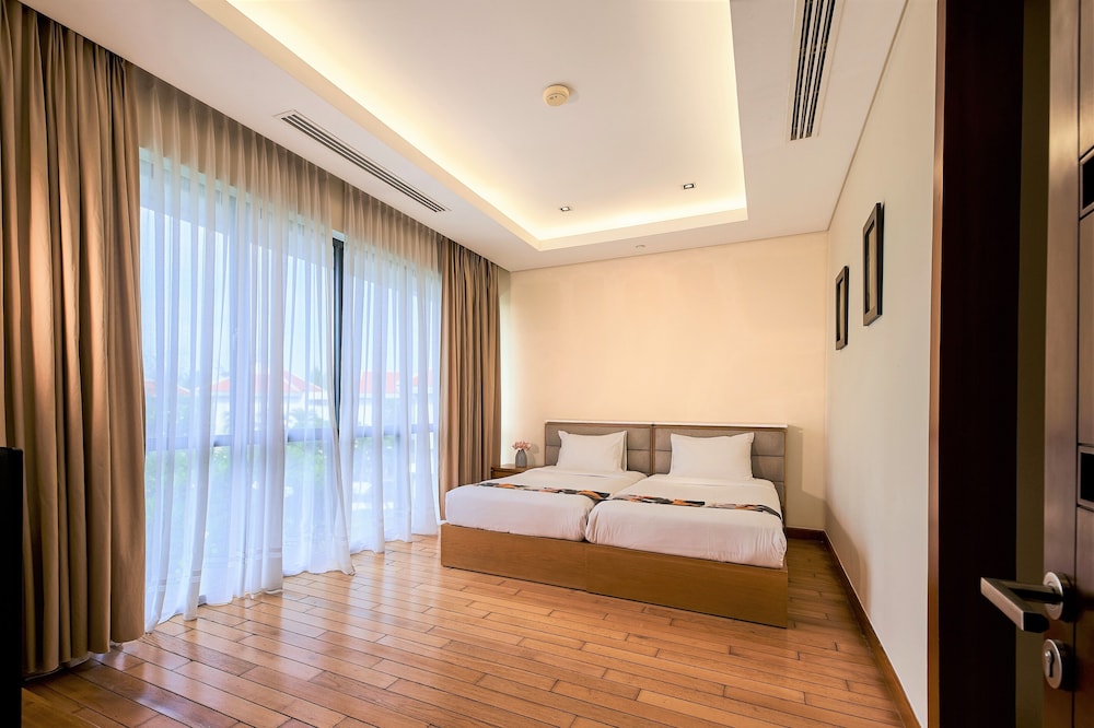 Ocean Villas Beach Resort