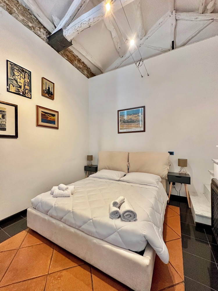 C&O Savoia Deluxe Rooms