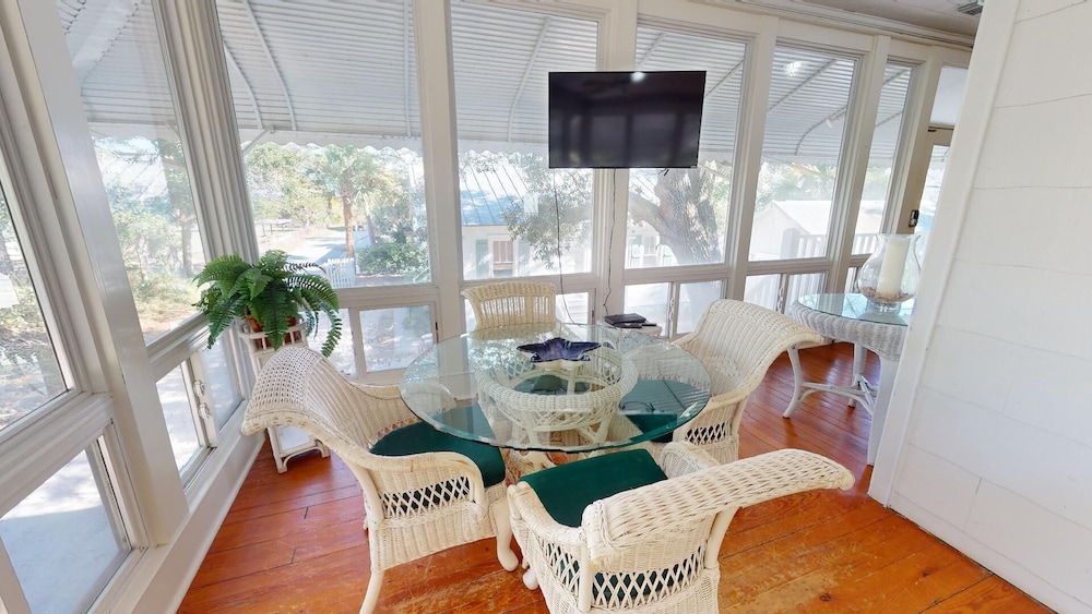 9 Shirley Road by Tybee Vacation Rentals