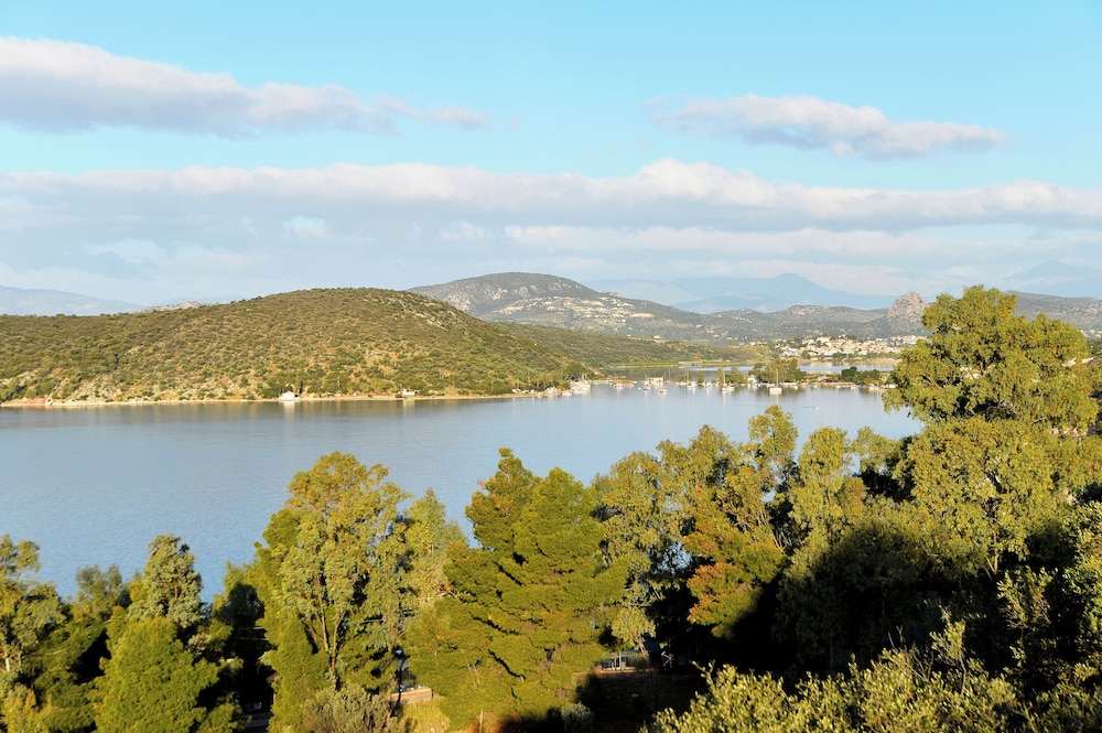 Stork Holiday Apartments - Garden & Sea View