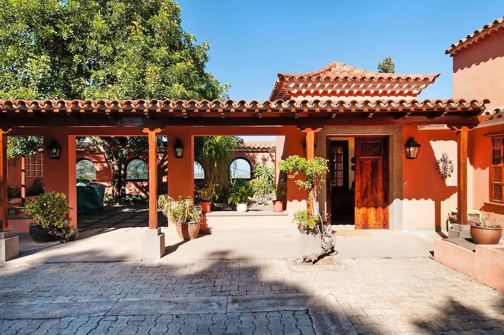 Villa Mansion Bandama With Pool in Santa Brigida photo 3