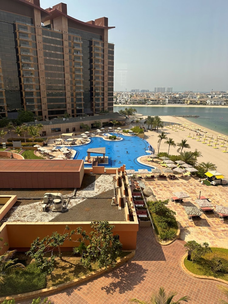 Emerald at Tiara Beach Residences With Atlantis Views