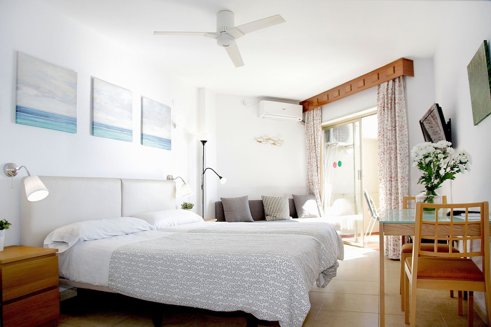 Hotel Apal Chinasol - Image 1