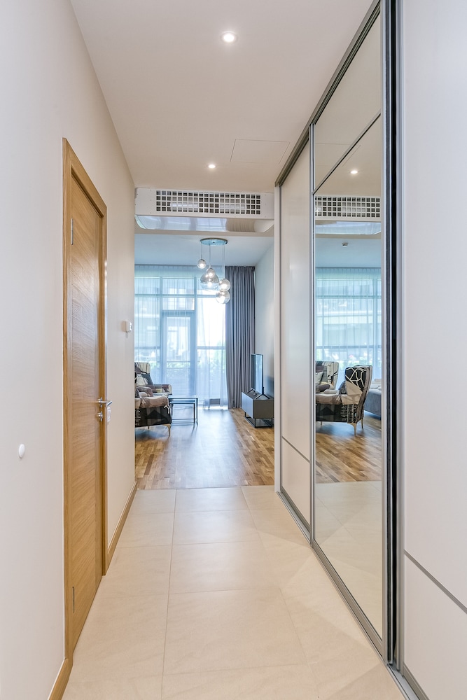 Fresh and lovely apartment view 3