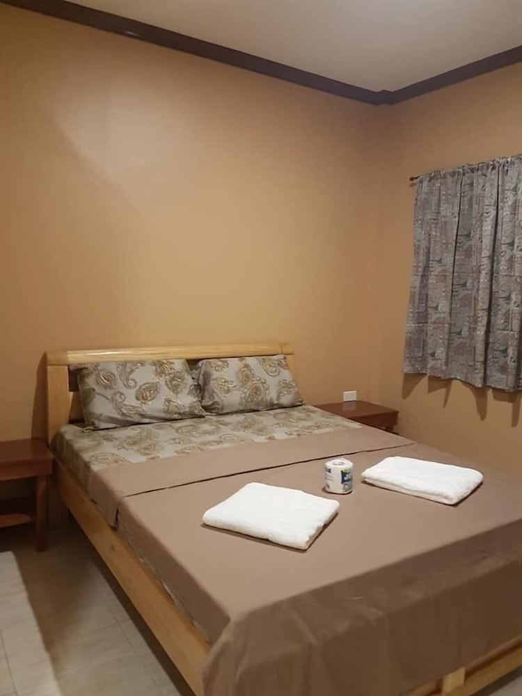 Stellaz Guesthouse view 2