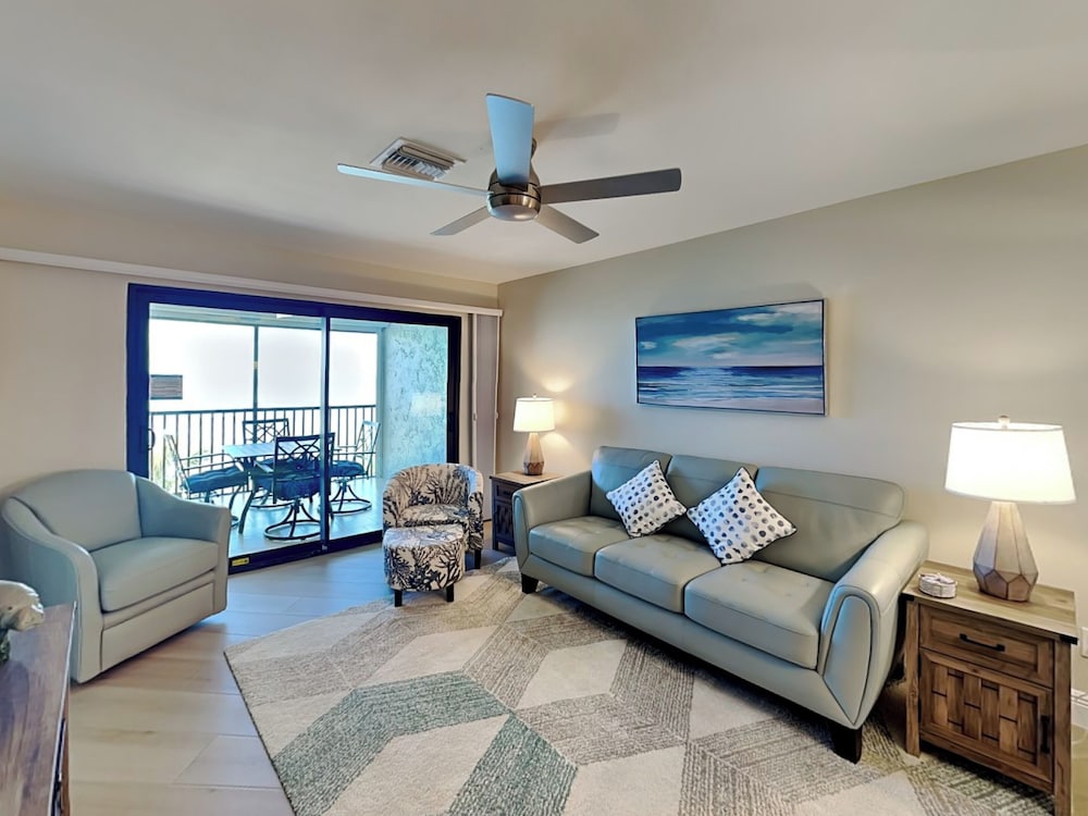 Seaside 5 by Distinctive Beach Rentals