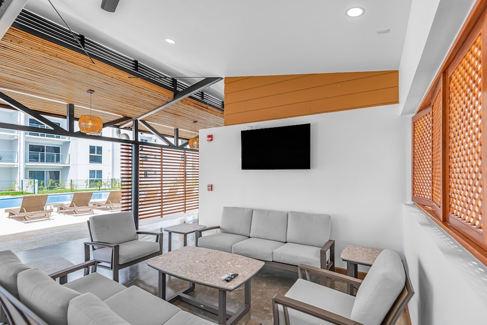 Brand New 3BR Condo With Incredible Views
